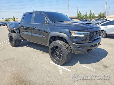 Czwarte zdjęcie samochodu z boku: 2025 RAM 1500 RHO VIN:1C6SRFUP6SN717136 - miniatura