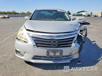 Piąte zdjęcie samochodu w środku: 2015 NISSAN ALTIMA 2.5 S VIN:1N4AL3AP1FC461035 - miniatura