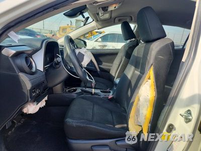 Zdjęcie 7 z 14 samochodu: 2018 TOYOTA RAV4 LE VIN:JTMZFREVXJJ746949 - miniatura