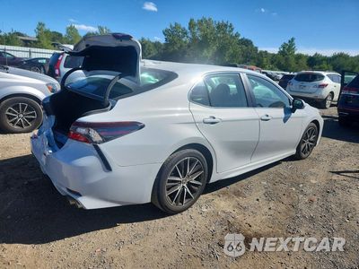 Trzecie zdjęcie samochodu z tyłu: 2024 TOYOTA CAMRY SE VIN:4T1G11BKXRU131034 - miniatura