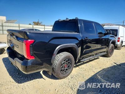 Trzecie zdjęcie samochodu z tyłu: 2026 TOYOTA TUNDRA TRD PRO HV VIN:5TFPC5DB8TX117481 - miniatura