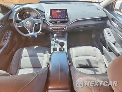 Zdjęcie 8 z 12 samochodu: 2019 NISSAN ALTIMA S VIN:1N4BL4BV6KC230715 - miniatura