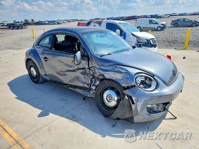 Czwarte zdjęcie samochodu z boku: 2015 VOLKSWAGEN BEETLE 1.8T VIN:3VWJ17AT7FM632418 - miniatura