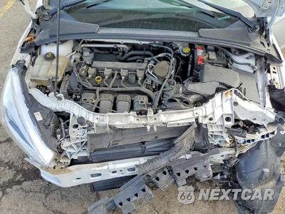 Zdjęcie 11 z 12 samochodu: 2015 FORD FOCUS SE VIN:1FADP3K22FL304084 - miniatura