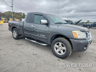 Czwarte zdjęcie samochodu z boku: 2005 NISSAN TITAN XE VIN:1N6BA06A05N540574 - miniatura