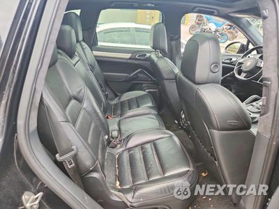 Zdjęcie 11 z 14 samochodu: 2012 PORSCHE CAYENNE TURBO VIN:WP1AC2A20CLA84541 - miniatura