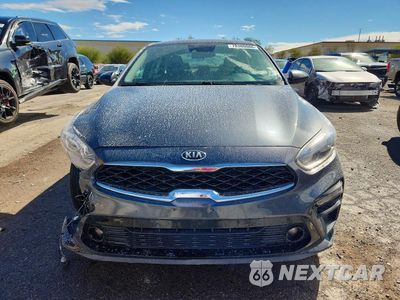Piąte zdjęcie samochodu w środku: 2019 KIA FORTE S VIN:3KPF34AD4KE087101 - miniatura