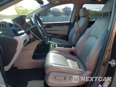 Zdjęcie 7 z 12 samochodu: 2018 HONDA ODYSSEY ELITE VIN:5FNRL6H98JB089548 - miniatura