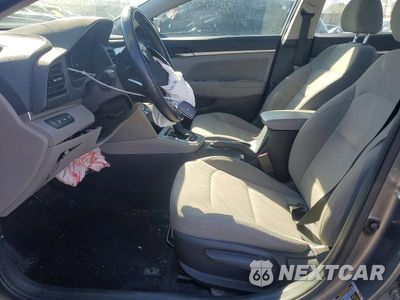 Zdjęcie 7 z 13 samochodu: 2020 HYUNDAI ELANTRA VALUE EDITION VIN:5NPD84LF1LH505411 - miniatura