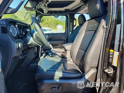 Zdjęcie 7 z 14 samochodu: 2024 JEEP WRANGLER SAHARA VIN:1C4PJXEG3RW246593 - miniatura
