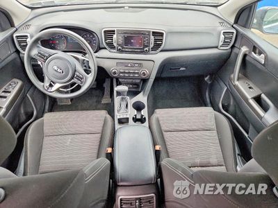 Zdjęcie 8 z 12 samochodu: 2017 KIA SPORTAGE LX VIN:KNDPMCAC7H7285733 - miniatura