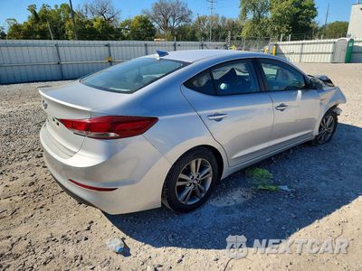 Trzecie zdjęcie samochodu z tyłu: 2018 HYUNDAI ELANTRA SEL VIN:5NPD84LF7JH281445 - miniatura