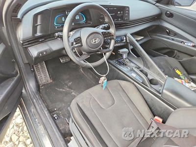 Zdjęcie 8 z 12 samochodu: 2025 HYUNDAI ELANTRA SEL SPORT VIN:KMHLM4DGXSU974494 - miniatura