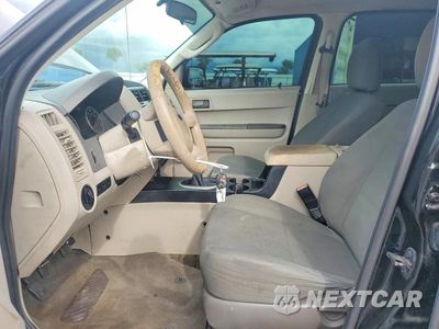 Zdjęcie 7 z 13 samochodu: 2011 FORD ESCAPE XLS VIN:1FMCU0C79BKC40225 - miniatura