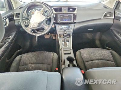 Zdjęcie 8 z 12 samochodu: 2019 NISSAN SENTRA SV VIN:3N1AB7AP0KY344832 - miniatura