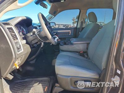 Zdjęcie 7 z 12 samochodu: 2020 RAM 1500 CLASSIC SLT VIN:1C6RR6TT8LS110851 - miniatura