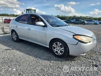 Czwarte zdjęcie samochodu z boku: 2010 HYUNDAI ELANTRA GLS VIN:KMHDU4AD7AU190688 - miniatura