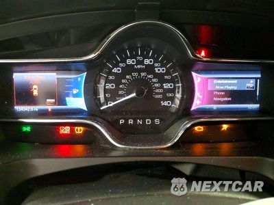 Zdjęcie 9 z 12 samochodu: 2013 LINCOLN MKS VIN:1LNHL9FT6DG606489 - miniatura
