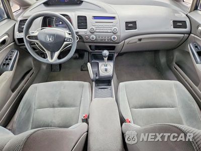 Zdjęcie 8 z 12 samochodu: 2011 HONDA CIVIC LX VIN:2HGFA1F55BH546440 - miniatura