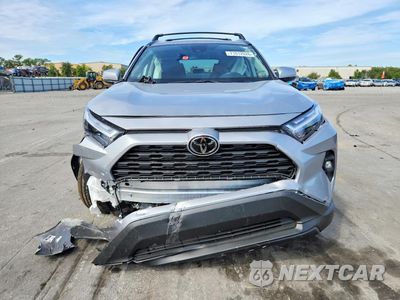 Piąte zdjęcie samochodu w środku: 2025 TOYOTA RAV4 XLE PREMIUM VIN:2T3C1RFV4SC358848 - miniatura