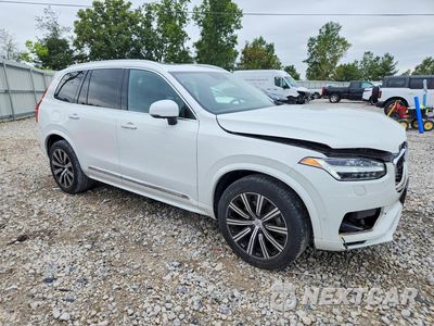 Czwarte zdjęcie samochodu z boku: 2020 VOLVO XC90 T6 INSCRIPTION VIN:YV4A221LXL1562504 - miniatura