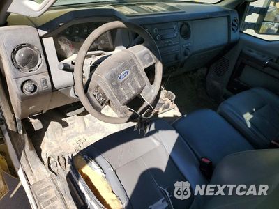 Zdjęcie 8 z 12 samochodu: 2013 FORD F250 SUPER DUTY VIN:1FTBF2B64DEB52067 - miniatura