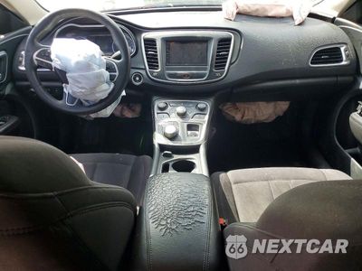 Zdjęcie 8 z 12 samochodu: 2015 CHRYSLER 200 LIMITED VIN:1C3CCCAB4FN630903 - miniatura