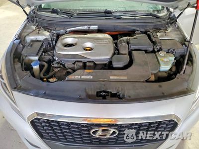 Zdjęcie 11 z 12 samochodu: 2016 HYUNDAI SONATA HYBRID SE VIN:KMHE24L14GA015516 - miniatura