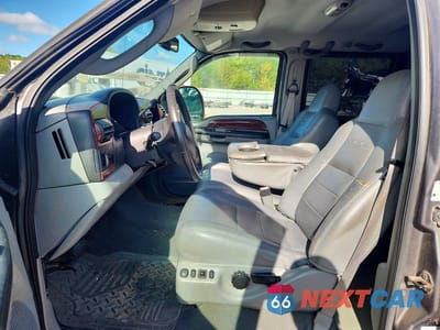 Zdjęcie 7 z 13 samochodu: 2006 FORD F350 SUPER DUTY VIN:1FTWW33P26EB85893 - miniatura