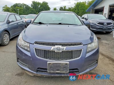 Piąte zdjęcie samochodu w środku: 2014 CHEVROLET CRUZE LT VIN:1G1PC5SBXE7464843 - miniatura