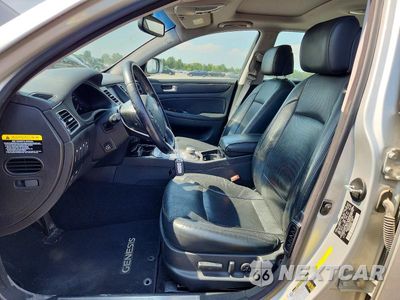 Zdjęcie 7 z 12 samochodu: 2012 HYUNDAI GENESIS 3.8L VIN:KMHGC4DD0CU161502 - miniatura