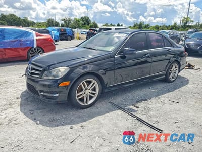 2014 MERCEDES-BENZ C 250 WDDGF4HB3EA945915 - główne zdjęcie licytacji z USA - miniatura
