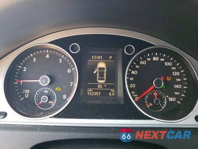 Zdjęcie 9 z 12 samochodu: 2013 VOLKSWAGEN CC SPORT VIN:WVWBN7AN8DE505595 - miniatura