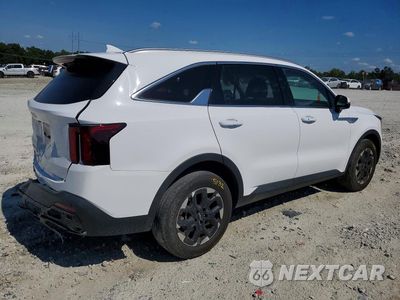 Trzecie zdjęcie samochodu z tyłu: 2025 KIA SORENTO S VIN:5XYRL4JC4SG321311 - miniatura
