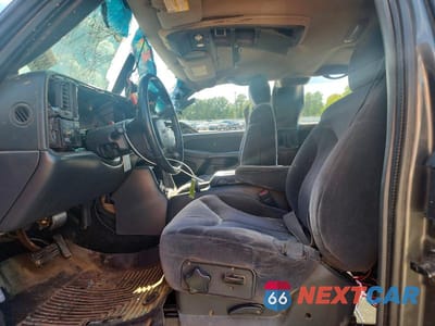 Zdjęcie 7 z 12 samochodu: 2002 GMC NEW SIERRA C1500 VIN:2GTEC19TX21181079 - miniatura