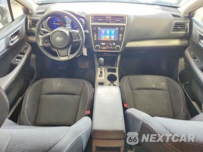 Zdjęcie 8 z 12 samochodu: 2018 SUBARU LEGACY 2.5I PREMIUM VIN:4S3BNAF6XJ3023314 - miniatura