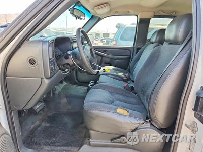 Zdjęcie 7 z 12 samochodu: 2004 CHEVROLET SILVERADO C1500 VIN:1GCEC19T84E200455 - miniatura