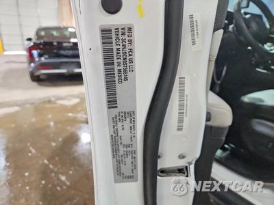 Zdjęcie 14 z 14 samochodu: 2025 JEEP COMPASS LIMITED VIN:3C4NJDCN0ST565145 - miniatura