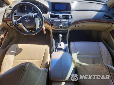 Zdjęcie 8 z 12 samochodu: 2008 HONDA ACCORD EXL VIN:1HGCP26828A097999 - miniatura