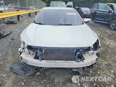 Piąte zdjęcie samochodu w środku: 2017 HONDA CIVIC LX VIN:2HGFC2F56HH571002 - miniatura