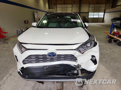 Piąte zdjęcie samochodu w środku: 2019 TOYOTA RAV4 LIMITED VIN:JTMDWRFV1KJ013473 - miniatura