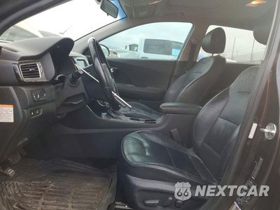 Zdjęcie 7 z 13 samochodu: 2017 KIA NIRO EX TOURING VIN:KNDCE3LC3H5082522 - miniatura