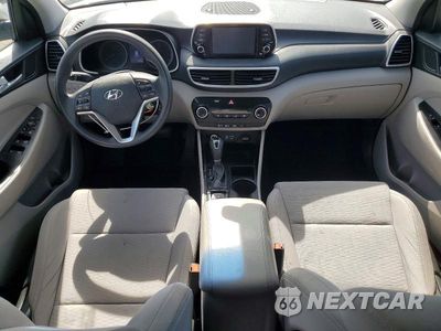 Zdjęcie 8 z 13 samochodu: 2019 HYUNDAI TUCSON SE VIN:KM8J23A4XKU870010 - miniatura
