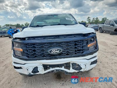 Piąte zdjęcie samochodu w środku: 2024 FORD F150 STX VIN:1FTEW2K5XRKF57640 - miniatura