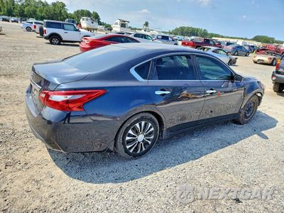Trzecie zdjęcie samochodu z tyłu: 2018 NISSAN ALTIMA 2.5 S VIN:1N4AL3AP0JC113929 - miniatura