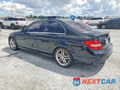 Drugie zdjęcie samochodu z przodu: 2014 MERCEDES-BENZ C 250 VIN:WDDGF4HB3EA945915 - miniatura