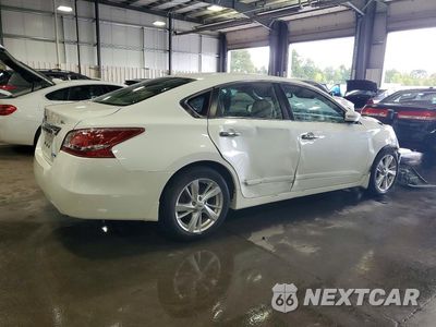 Trzecie zdjęcie samochodu z tyłu: 2013 NISSAN ALTIMA 2.5 VIN:1N4AL3AP0DN563640 - miniatura