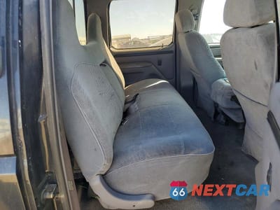 Zdjęcie 10 z 12 samochodu: 1997 FORD F350 VIN:1FTJW35G1VEA23467 - miniatura