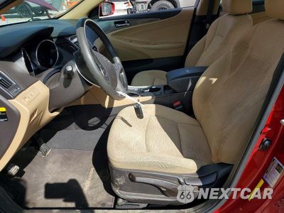 Zdjęcie 7 z 12 samochodu: 2015 HYUNDAI SONATA HYBRID BASE VIN:KMHEC4A41FA128560 - miniatura