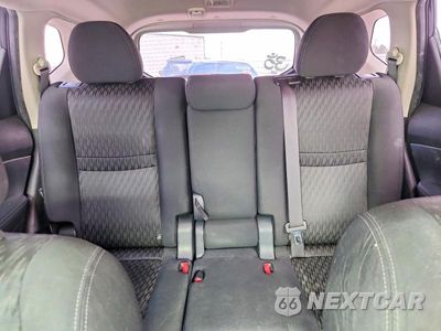 Zdjęcie 10 z 14 samochodu: 2018 NISSAN ROGUE S VIN:KNMAT2MT8JP561986 - miniatura